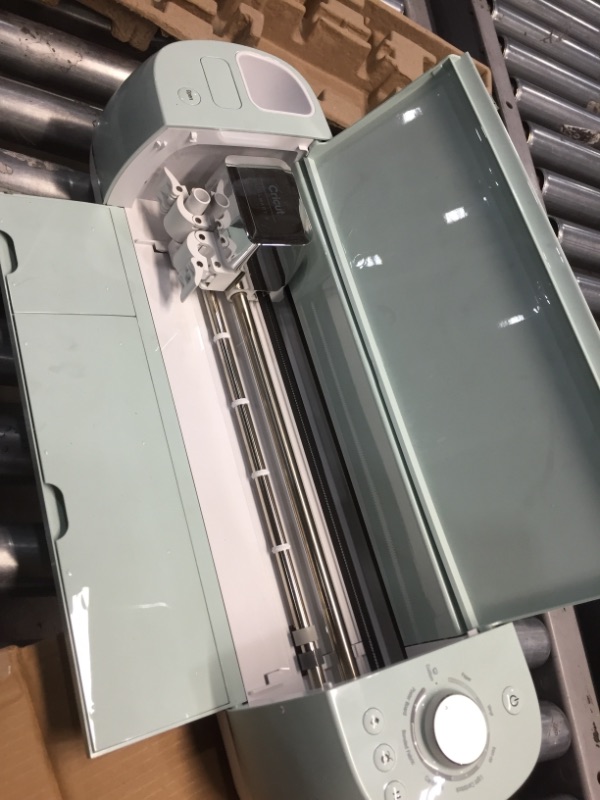 Photo 1 of Cricut Explore Air 2, Mint
