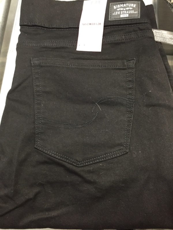 Photo 2 of Signature by Levi Strauss & Co. Gold Label Totally Shaping Pull-on Skinny Jeans (Noir) Women's Jeans (16 S)
