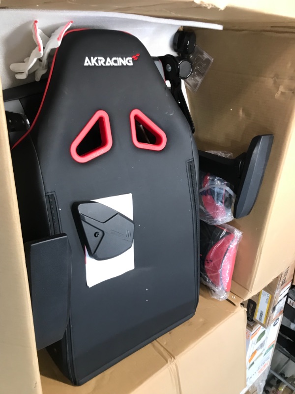 Photo 3 of AKRacing Masters Series Max Gaming Chair with Wide Flat Seat, 400 Lbs Weight Limit, Rocker and Seat Height Adjustment Mechanisms - Red

//DAMAGE/MISSING HARDWARE