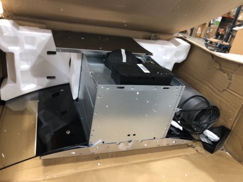 Photo 1 of Comfee CVG36W8AST 36 Inches Ducted Wall Mount Vent Range Hood with 450 CFM 3 Speed Exhaust Fan, Baffle Filters, Curved Glass, 2 LED Lights, Convertible to Ductless, Stainless Steel
