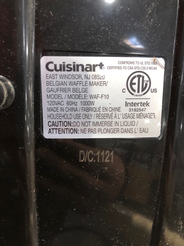 Photo 6 of Cuisinart Waffle Maker, Round Flip Belgian, Stainless steel
