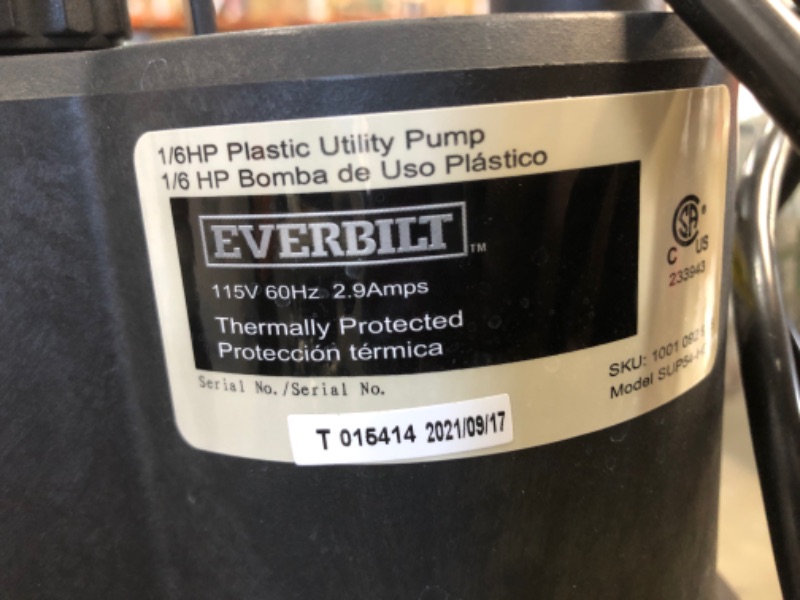 Photo 3 of 1/6 HP Plastic Submersible Utility Pump