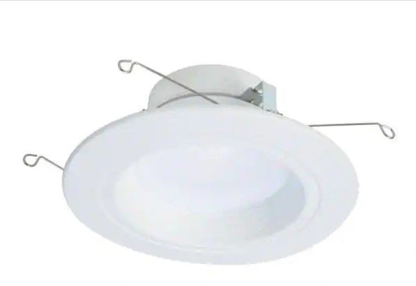 Photo 1 of 
Halo
RL56 Series 5/6 in. Daylight White Selectable CCT Integrated LED White Recessed Light with Baffle White Trim 1221 Lumens