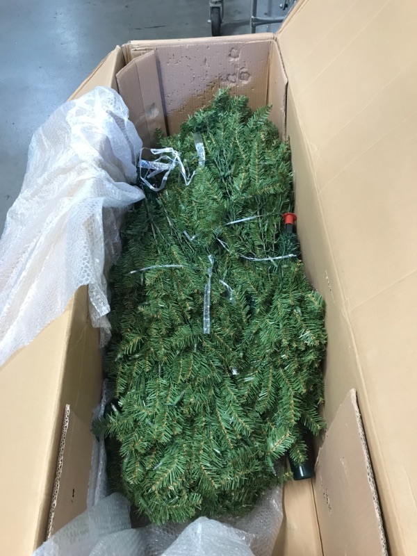 Photo 5 of National Tree Company Pre-Lit Artificial Full Christmas Tree, Green, Dunhill Fir, Dual Color LED Lights, Includes Stand, 9 Feet
PREVIOUSLY OPENED
