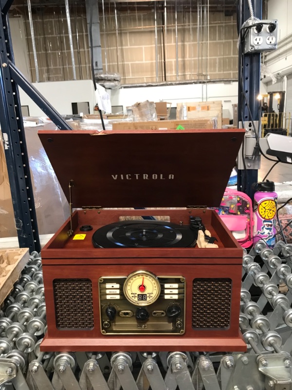 Photo 1 of Victrola VTA-250B-MAH 4-in-1 Nostalgic Bluetooth Record Player with 3-Speed Turntable FM Radio and Aux-in Mahogany
DAMAGED FROM SHIPPING PLEASE SEE PHOTOS 