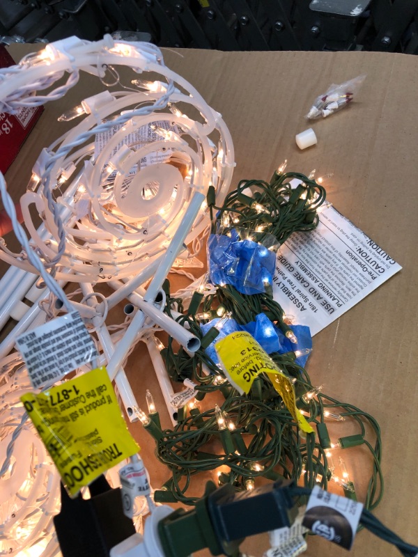 Photo 1 of ASSORTED BUNDLE OF CHRISTMAS LIGHTS
**USED, NO STOCK PHOTO, NO RETURNS, SOLD AS IS**