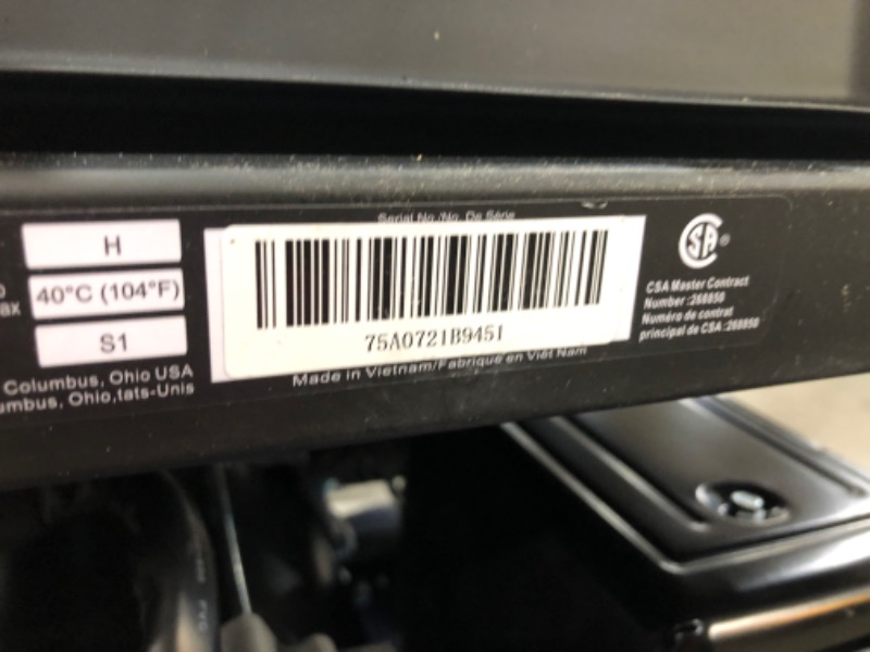 Photo 4 of (DEAD BATTERY; DENTED SIDES/COMPONENTS)
Westinghouse WGen7500 9,500/7,500 Watt Gas Powered Portable Generator with Remote Start and Transfer Switch Outlet for Home Backup