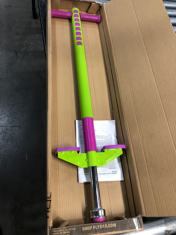 Photo 2 of (BROKEN JUMPING POLE)
Flybar Maverick Pogo Stick Limited Edition Lime/Purple