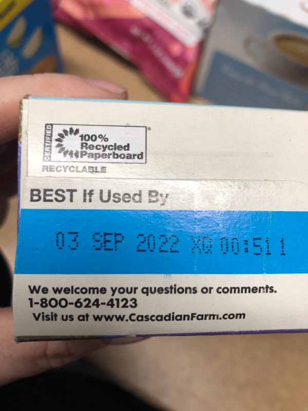 Photo 3 of **expire dates : cascadian- 09/03/2022 -  Nutri : 07/25/2022 - Banana: 03/08/2022 - cappuccino: 05/06/2022** SOLD AS IS : FOOD BUNDLE : NON-REFUNDABLE 