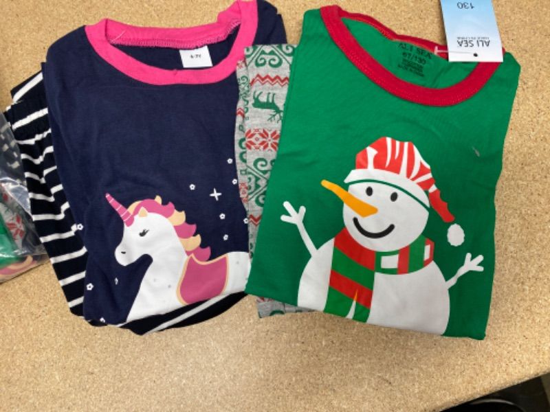 Photo 1 of ALI SEA Girls Long Sleeve Shirts Kids Cotton Fall Top Crewneck Clothes 2-7 Years
6T 