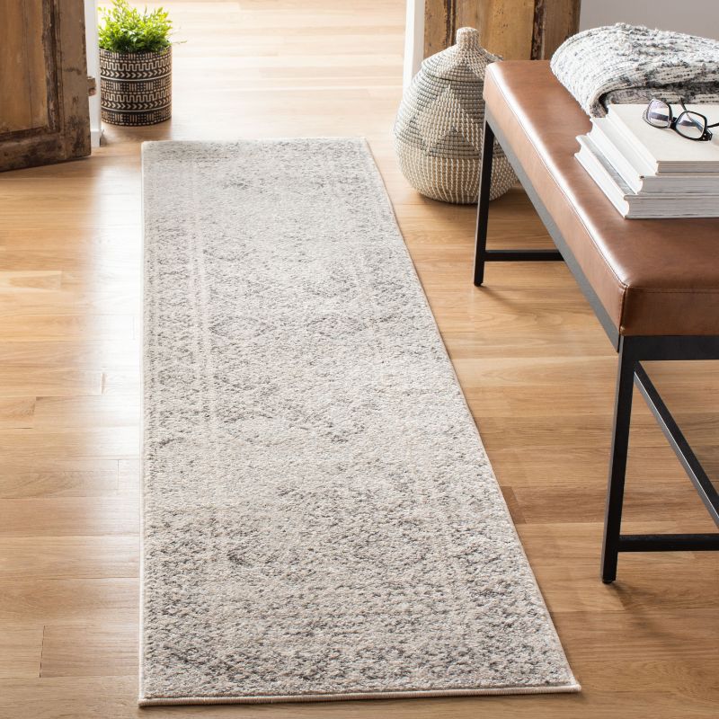 Photo 1 of Safavieh Tapis De Passage D'intérieur Rectangulaire Et Délavé Tulum Virden Par Safavieh De 2 Pi X 7 Pi De Style Bohème, Ivoire Et Gri TUL264A-27

