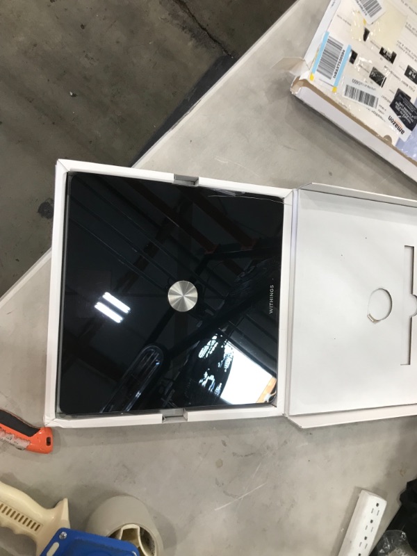 Photo 1 of Withings Body Smart Weight & BMI Wi-Fi Digital Scale, with smartphone app, Black
