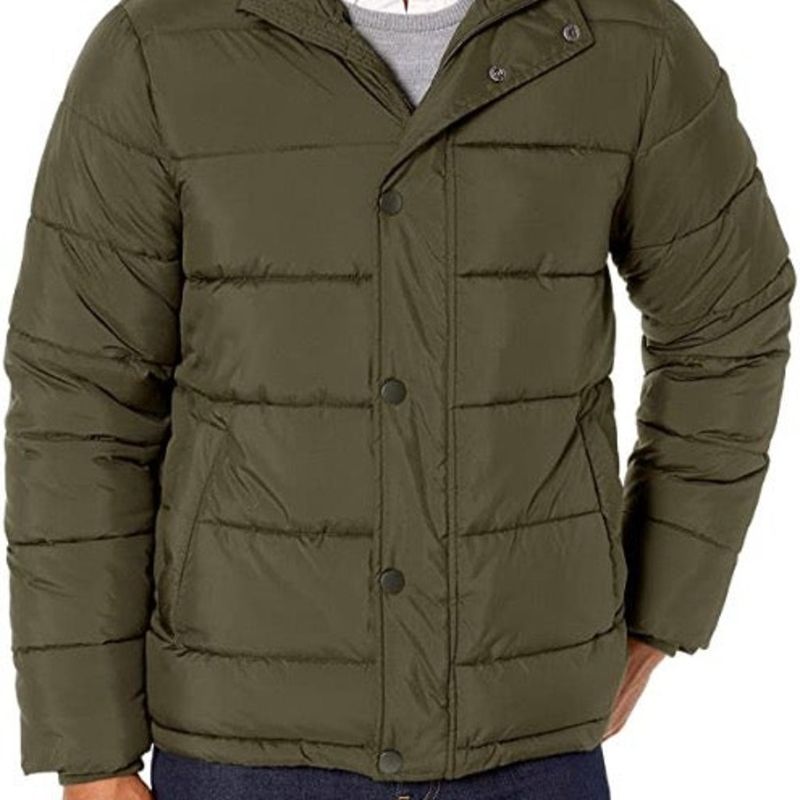 Photo 1 of Amazon Essentials Men's Heavyweight Hooded Puffer Coat
