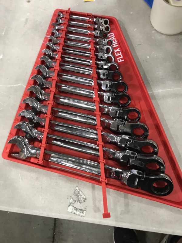 Photo 2 of 144-Position Flex-Head Ratcheting Combination Wrench Set Metric (15-Piece)
