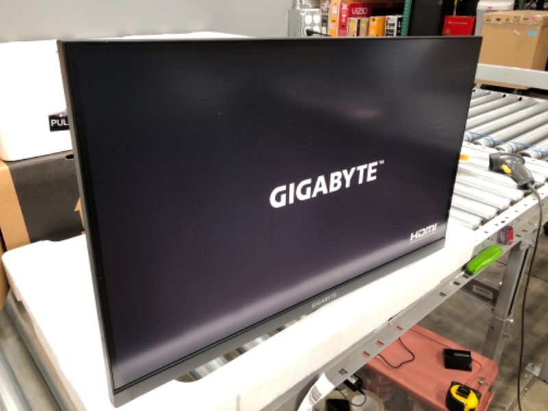 Photo 5 of Gigabyte M27Q 27" KVM FreeSync 170 Hz QHD HDR IPS Gaming Monitor