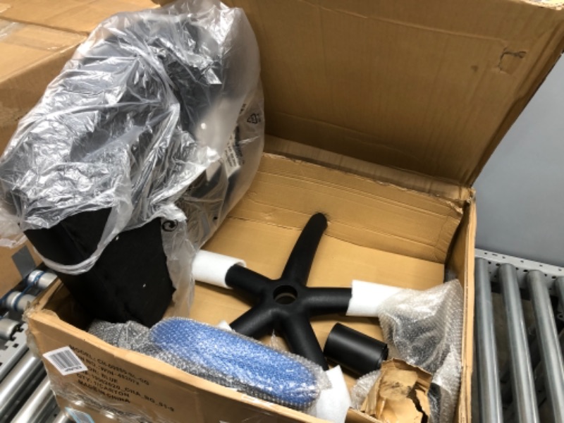 Photo 1 of Flash Furniture X10 Gaming Chair Racing Office Ergonomic Computer PC Adjustable Swivel Chair with Flip-up Arms, Blue/Black LeatherSoft 26.25"D x 24.75"W x 46.25"H