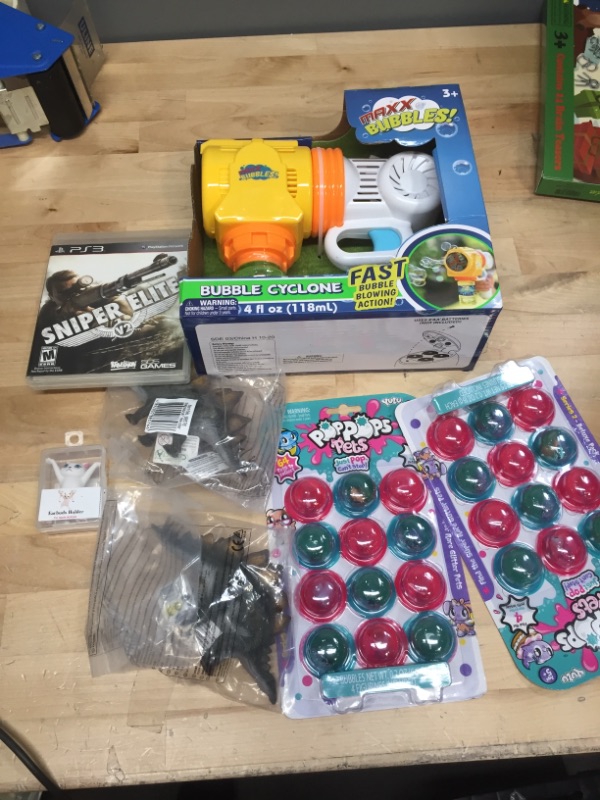 Photo 1 of ASSORTED BAG OF TOYS/GAME- RATED M
**SOLD AS IS, NO RETURNS/REFUNDS, NO STOCK IMAGES**