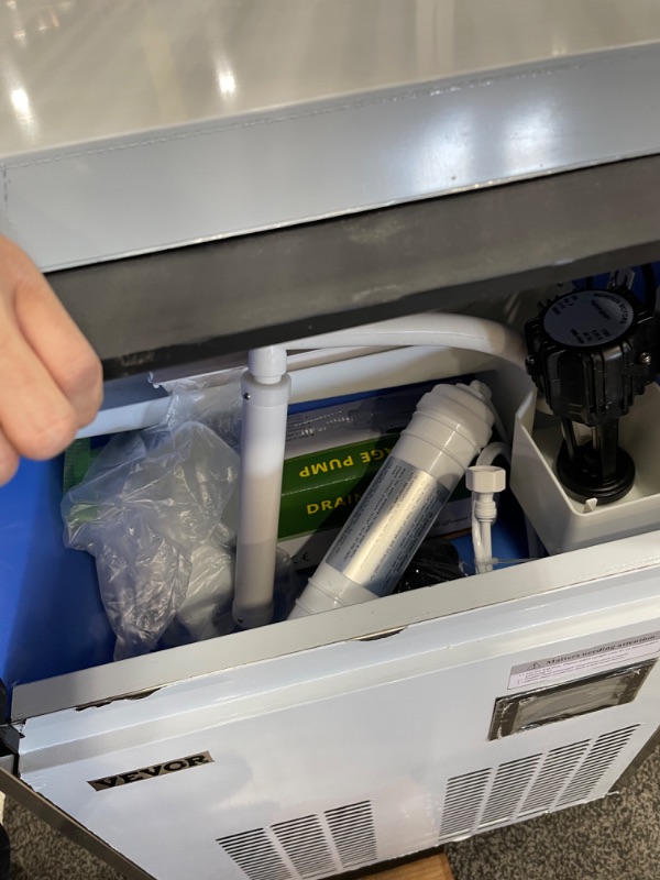 Photo 5 of ***DENTS, SHOWN IN PICTURE*** 88lbs Commercial Ice Maker Ice Cube Making Machine 40kg W/28lbs Ice Storage Sus

