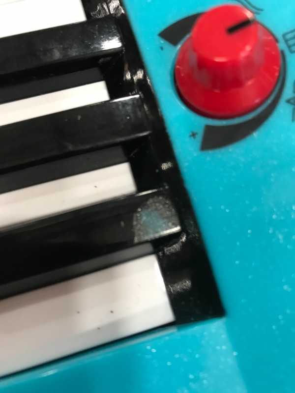 Photo 3 of (COSMETIC DAMAGES) 
Little Tikes My Real Jam Keyboard with Microphone