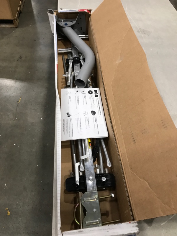 Photo 1 of TV Antenna - RCA Outdoor Yagi Satellite HD Antenna 