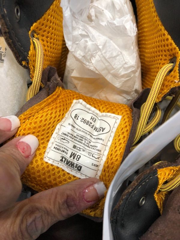 Photo 1 of 
DEWALT Men's Plasma 6'' Work Boots - Soft Toe - Walnut Size 8(M), Brown