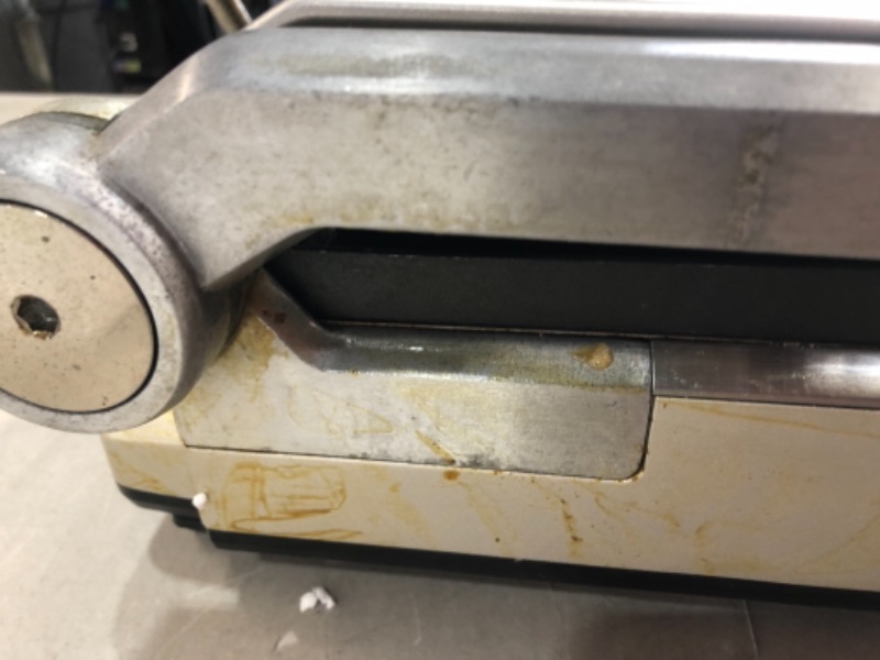 Photo 2 of (MISSING FLAT COOKING PLATE; DIRTY)
Breville BGR820XL Smart Grill