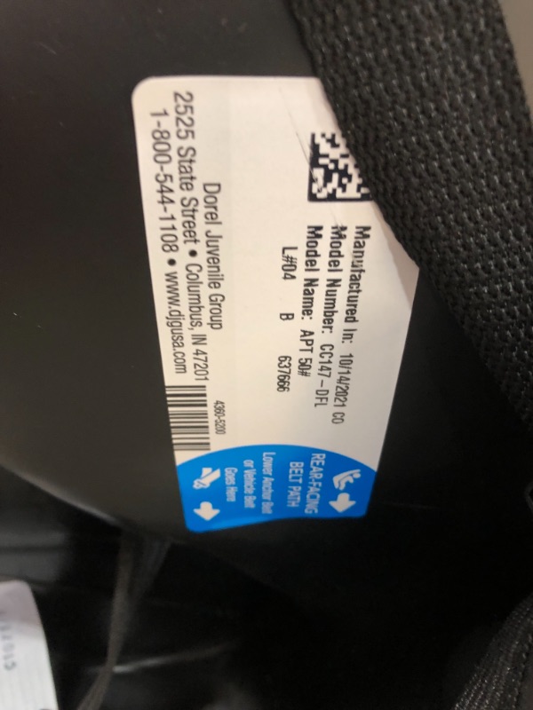 Photo 3 of Cosco Apt 50 Convertible Car Seat (Black Arrows)