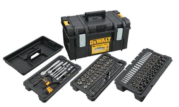 Photo 1 of (BROKEN HANDLE)
DEWALT Mechanics Tool Set (226-Piece) with TOUGHSYSTEM 22 in. Medium Tool Box