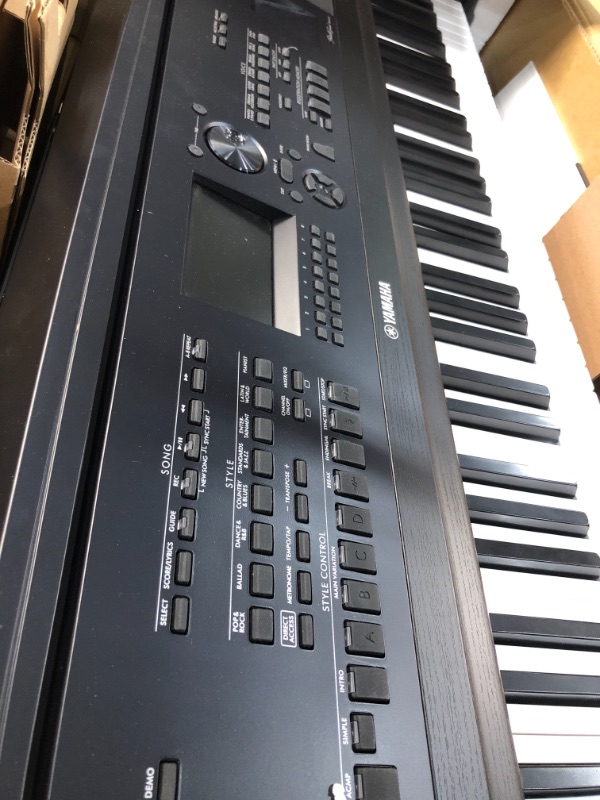 Photo 3 of Yamaha DGX670B 88-key Portable Digital Piano - Black
