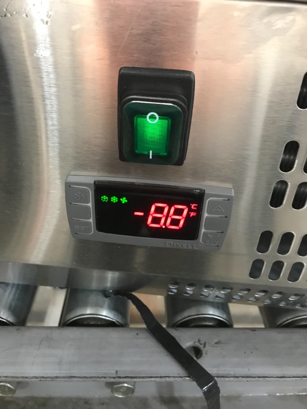 Photo 1 of ***PARTS ONLY*** USED, MINOR DAMAGE, Arctic Air ACP40 40" Countertop Refrigerated Sandwich/Salad Condiment Prep Table Station, 6 Pans, Stainless Steel, 115v
**MINOR DENT DAMAGE, USED, WORKING CONDITION**
