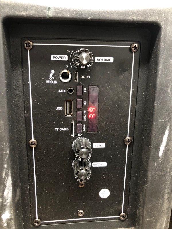 Photo 1 of Tzumi
Sonic Bass Jobsite Speaker