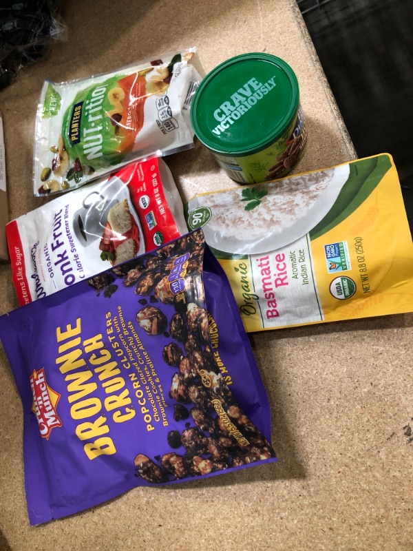 Photo 1 of **NO REFUNDS/RETURNS* -BB: 03/22**- Bundle of assorted food items