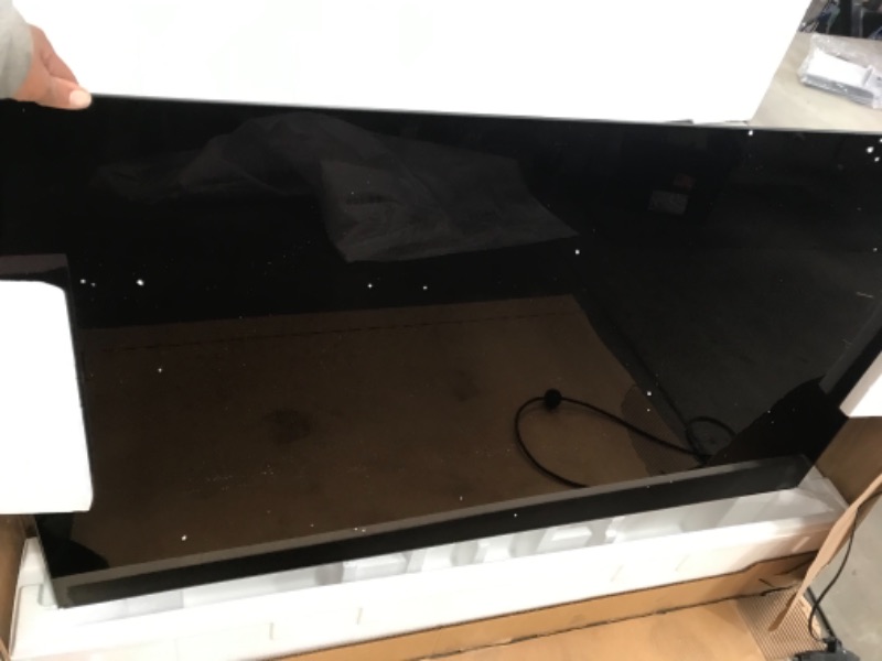 Photo 2 of *** NON FUNCTIONAL*** DOES NOT TURN ON***
LG OLED55C1P 55 OLED Smart TV
