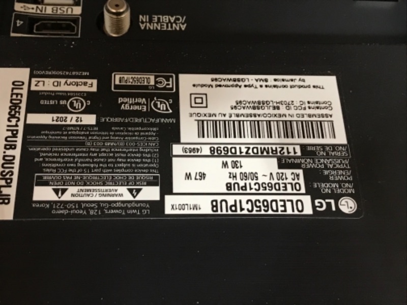 Photo 3 of ** NON FUNCTIONAL*** DOES NOT TURN ON***
LG OLED C1 Series 65” Alexa Built-in 4k Smart TV (3840 x 2160), 120Hz Refresh Rate, AI-Powered 4K, Dolby Cinema, WiSA Ready, Gaming Mode (OLED65C1PUB, 2021)
