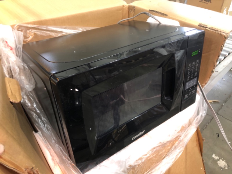 Photo 1 of COMFEE' EM720CPL-PMB Countertop Microwave Oven with Sound On/Off, ECO Mode and Easy One-Touch Buttons, 0.7cu.ft, 700W, Black 17.3 x 13 x 10.2 inches
