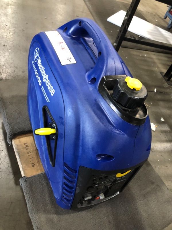 Photo 4 of ***PARTS ONLY*** Westinghouse Outdoor Power Equipment iGen2200 Super Quiet Portable Inverter Generator 1800 Rated & 2200 Peak Watts, Gas Powered, CARB Compliant

