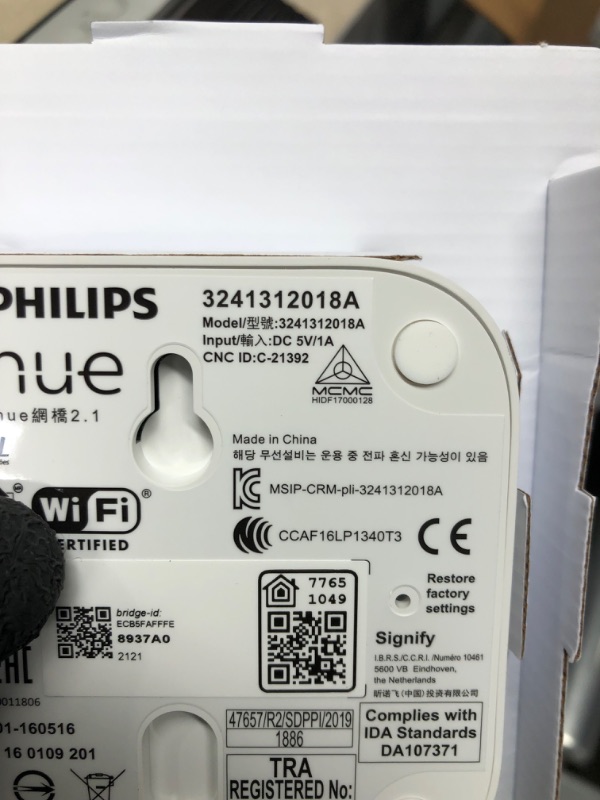 Photo 1 of *MISSING plug add-on piece*
Philips Hue A19 LED Color Smart Bulb Starter Kit (75W 2021 Version), Compatible with Alexa, Apple HomeKit & Google Assistant, White and Color Ambiance (16 Million Colors), 4 Bulbs
