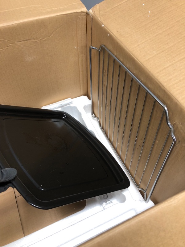 Photo 1 of *USED*
Instant Pot Omni Plus 10-in-1 Air Fryer Toaster Oven, 16.53 x 15.74 x 13.89 inches
