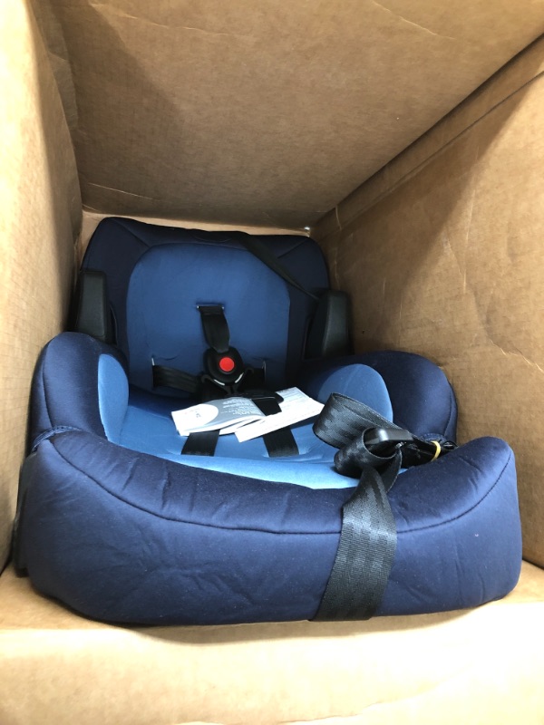 Photo 2 of Cosco Finale DX 2-in-1 Booster Car Seat

