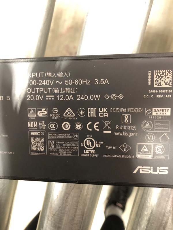 Photo 5 of **TESTED AND FUNCTIONS, LIGHTLY USED** ASUS ROG Strix G15 (2021) Gaming Laptop, 15.6” 300Hz IPS Type FHD Display, NVIDIA GeForce RTX 3060, AMD Ryzen 9 5900HX, 16GB DDR4, 512GB PCIe NVMe SSD, RGB Keyboard, Windows 10, G513QM-EB94

