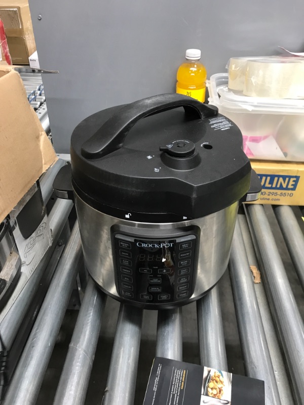 Photo 2 of *READ BELOW** Crockpot SCCPPC800DS 8 Qt. XL Express Crock Pressure Cooker
