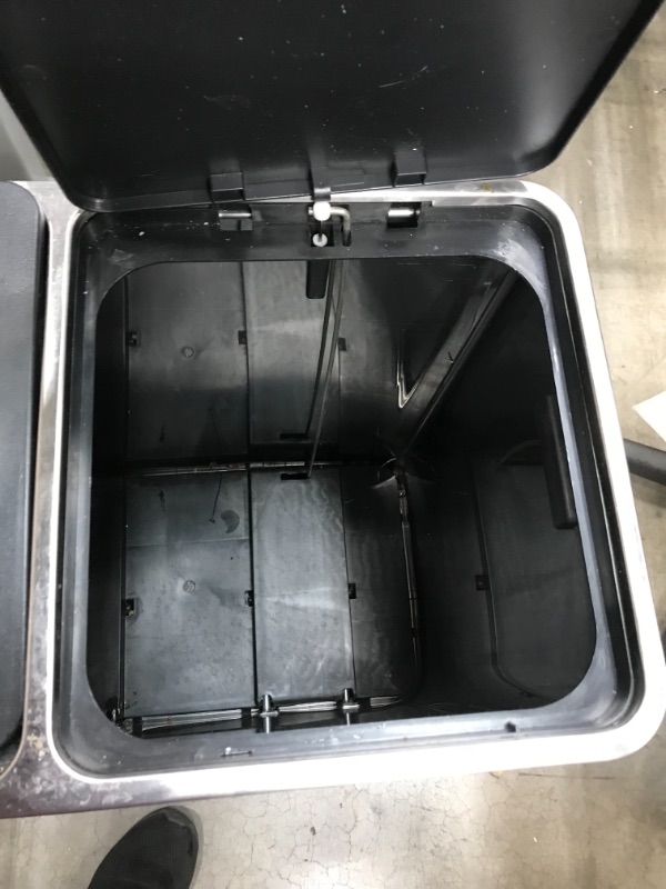 Photo 3 of *USED*
*lids need to be reattached*
SONGMICS Dual Trash Garbage Can, 16 Gal (60L) Rubbish Bin and 15 Trash Bags, Metal Step Bin, with Dual Sections, Plastic Inner Buckets, Hinged Lids, Handles, Soft Closure, Silver ULTB60NL
