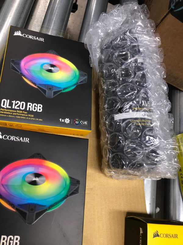 Photo 5 of Corsair Hydro X Series XH305i Hardline Water Cooling Kit with/incl XC7 CPU Water Block, XR5 360mm Radiator, XD5 Pump Res and iCUE QL120 RGB Fans