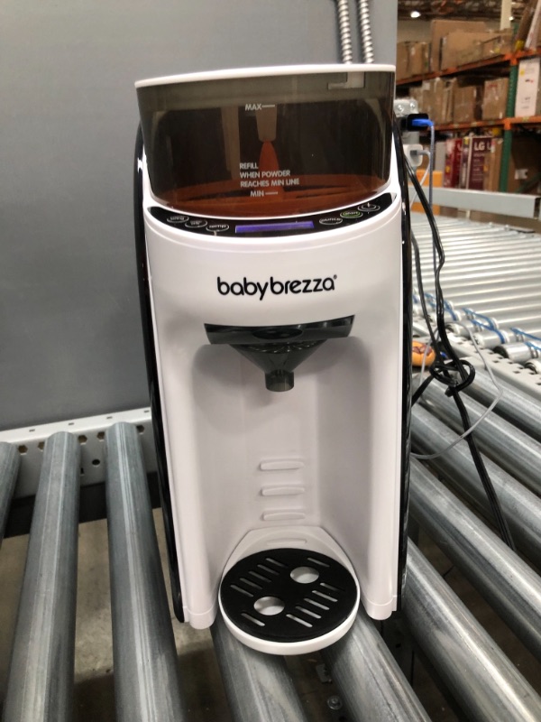 Photo 3 of Baby Brezza New and Improved Formula Pro Advanced Dispenser Machine