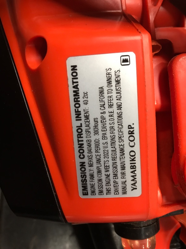 Photo 7 of *TESTED* SMELLS LIKE OIL, ECHO 18 in. 40.2 cc Gas 2-Stroke Cycle Chainsaw