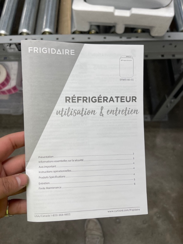 Photo 5 of FRIGIDAIRE Portable 10L, 15-can Mini Fridge Brushed Stainless Rugged Refrigerator, EFMIS183-SS

//TESTED, POWERS ON!