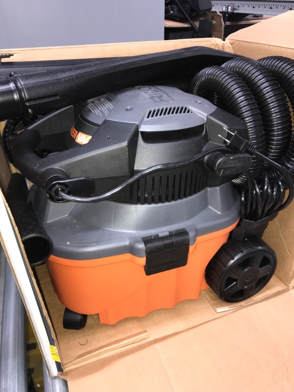 Photo 2 of **PARTS ONLY** 4-gal. Wet/Dry Vacuum with Detachable Blower