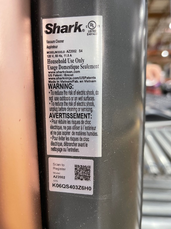 Photo 2 of Shark AZ2002 Vertex Lift-Away Upright Vacuum with DuoClean PowerFins, Self Brushroll, Large Cup, Crevice Tool, Dusting Brush & Self-Cleaning Pet Power Brush, Silver/Rose Gold, 1 Quart Capacity


//used item, dirty 