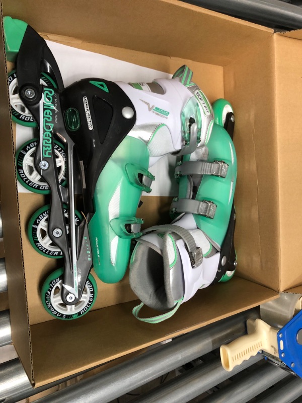 Photo 2 of Roller Derby Women's V-Tech 500 Button Adjustable Inline Skate- (6-9) 
