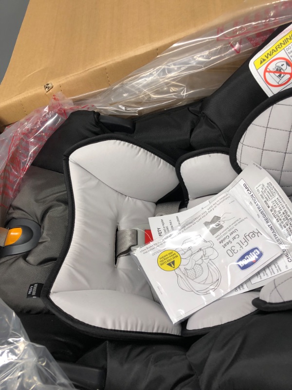 Photo 3 of Chicco KeyFit 30 Infant Car Seat with Base, Usage 4-30 Pounds, Iron
